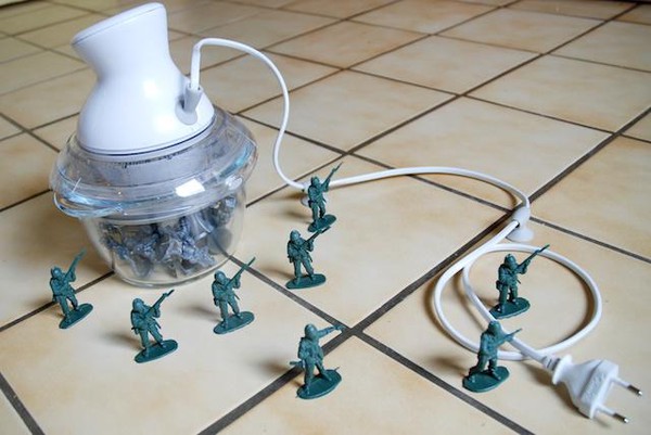 Le massacre de Srebrenica est souvent qualifies de pire massacre commis en Europe depuis la fin de la Seconde guerre mondiale.