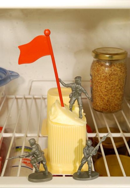 Pose du drapeau sovietique sur les toits du Reichstag d'Evgueni khaldei